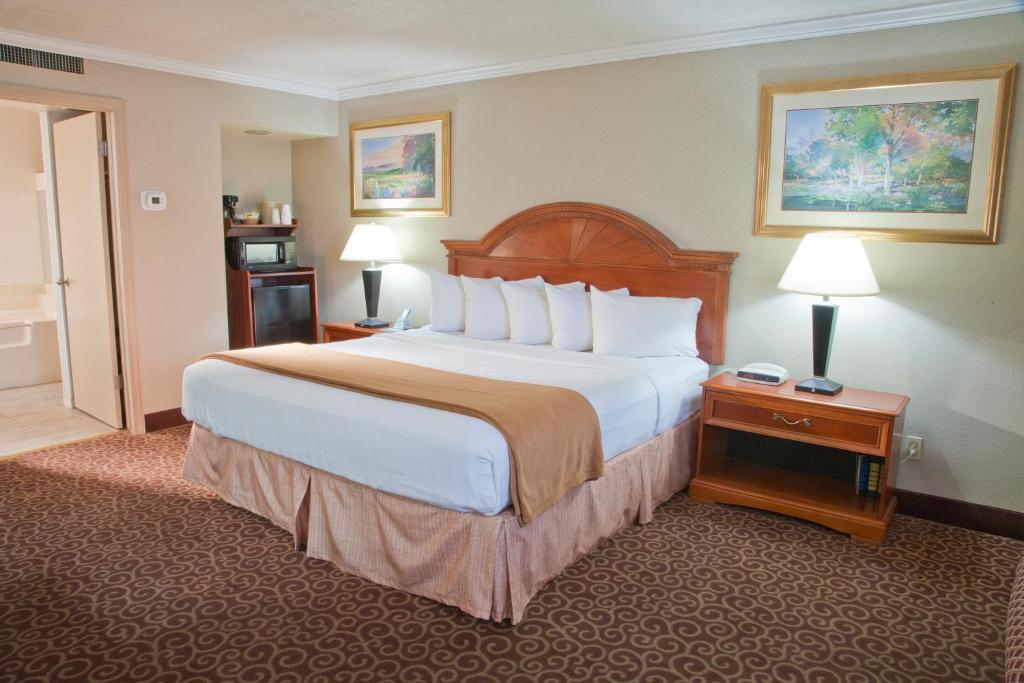 Red Arrow Inn & Suites, A Travelodge By Wyndham Montrose Oda fotoğraf